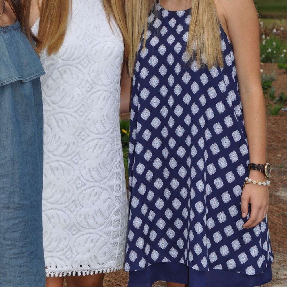 blue dress